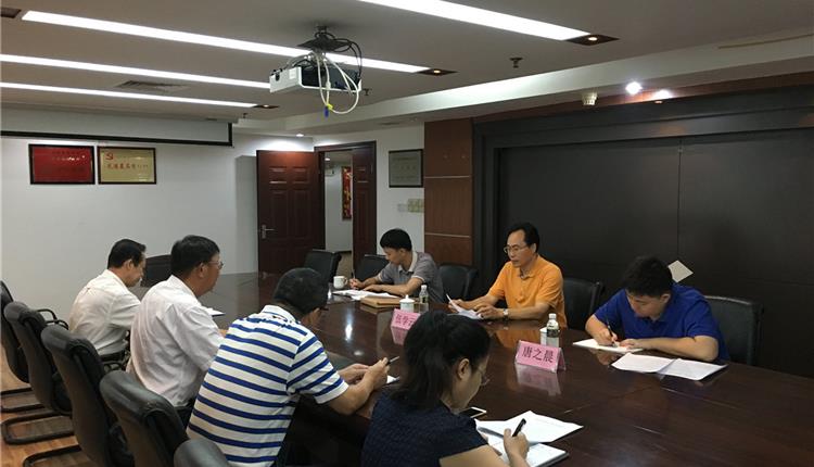省國資委監事會(huì )主席伍學(xué)云率隊深入我司開(kāi)展安全生產(chǎn)檢查
